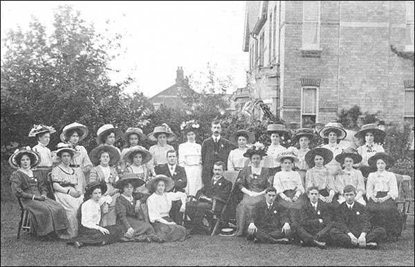 Primary helpers 1910