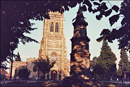 Picture of St. Mary's Church and the War Memorial