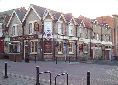 The Rose and Crown in 2008. 