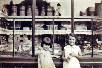  Doreen Wells and her cousin outside the shop at 48 Duck Street