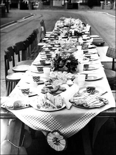 1953 Coronation tea in Hall Avenue