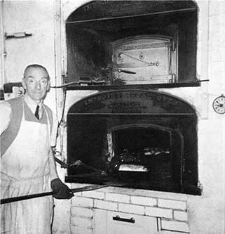Ray and the ovens