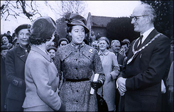 Mr Griffiths of the Co-op greets Lady Hesketh & the Duchess of Gloucester 