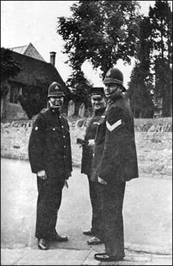 3 policemen