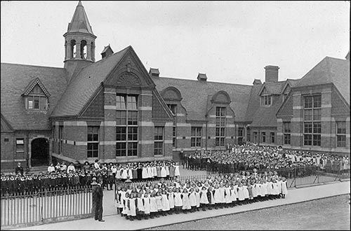The whole of the school c1910