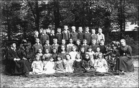A class at South End School in about 1886