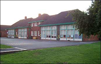  Infant School in Tennyson Road