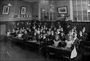 An image of a class at Alfred St School c.1912