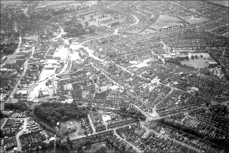 A 1988 view over central Rushden