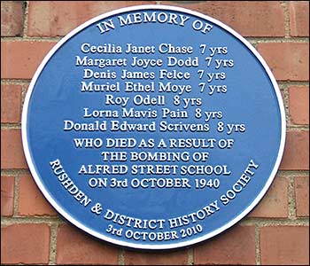 Plaque to the pupils who died