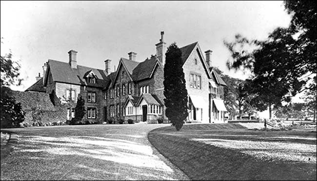 Photograph of Rushden House