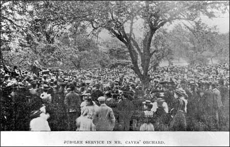 1897 in Mr Cave's orchard