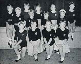 junior dancers RATS Old King Cole 1967