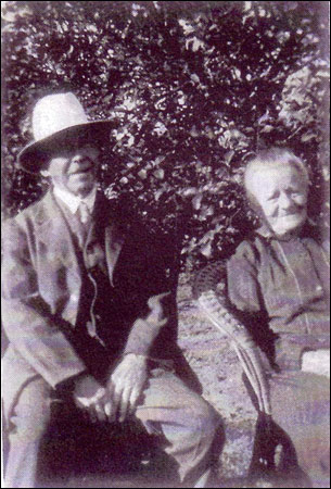 Charles & Elizabeth in later life in Australia