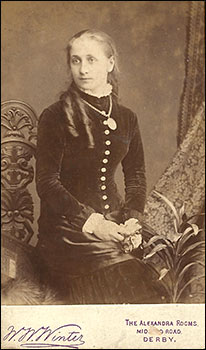 a young Elizabeth