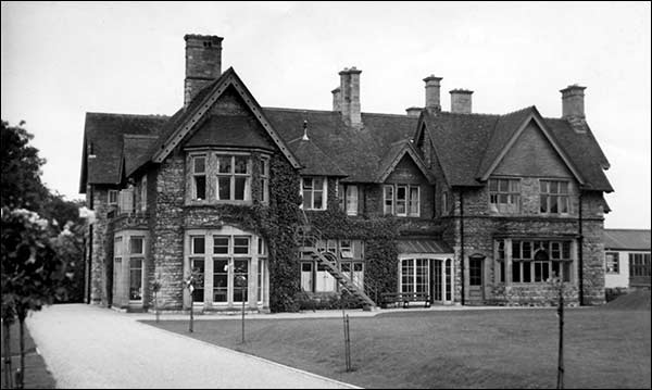 Rushden House and Lawn (at a later date)