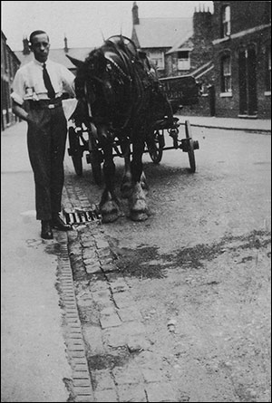 Sid Smith in Winchester Road with horse & cart