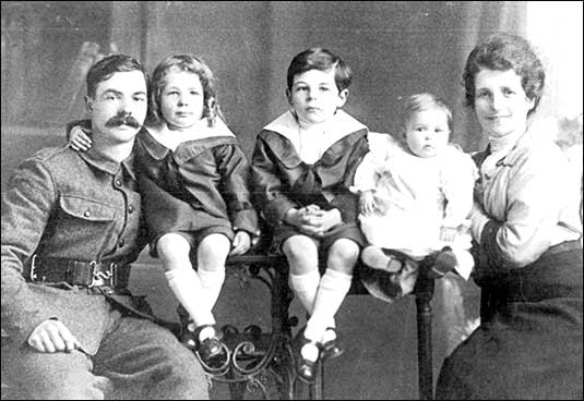 Langdon Family c1917