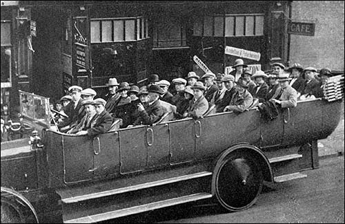 Going in the charabanc on a picnic in 1921