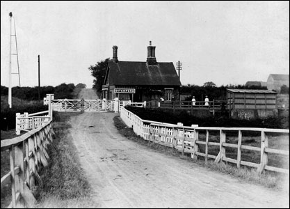 Ditchford Station in about 1920