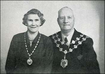 Mayor & Mayoress of Higham 1951