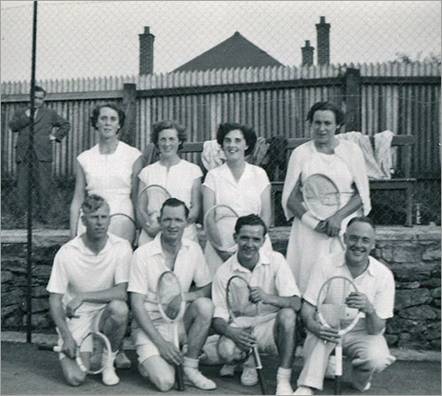 HF Tennis Caves courts 1950's