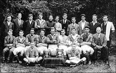 1927-28 team