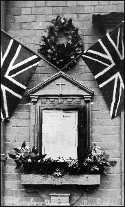 Wellingborough Road war shrine
