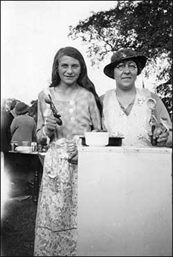 Millie & Edith serving ices