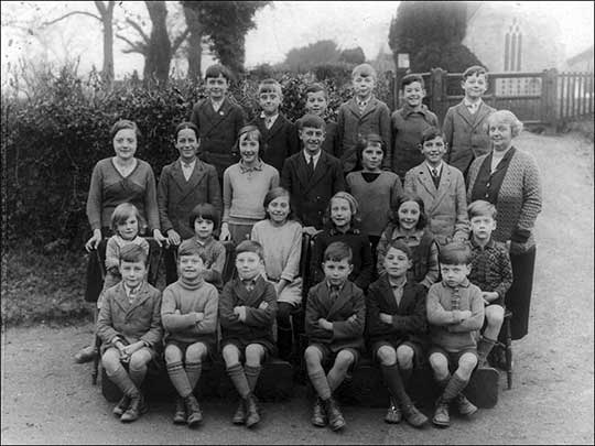 1933