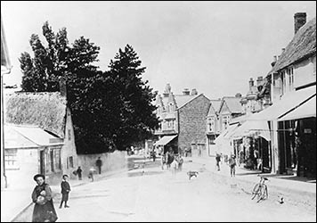 the little shop at 75 High Street