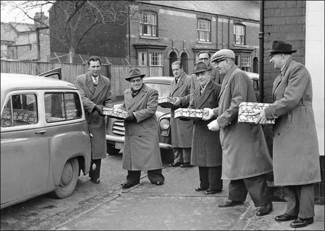 Main Committee loading Christmas gifts