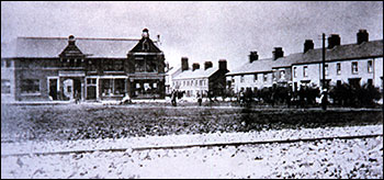 Wellingborough Road Co-op before the Mission Church was built