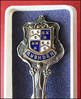 spoon crest