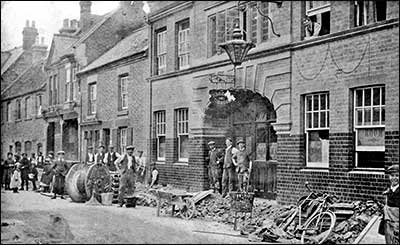 Waggon & Horses