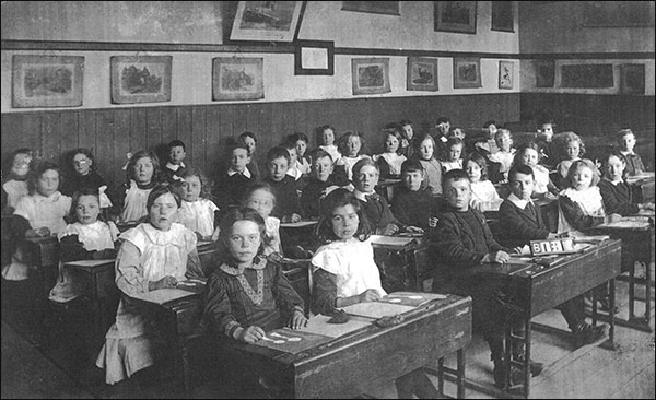 Mixed school B13 c1910