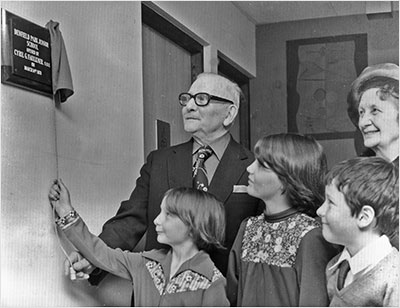 Photograph of the unveiling of the plague at Denfield 1978.