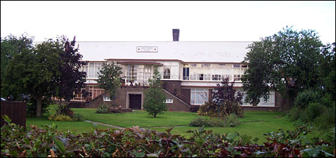 now luxury flats