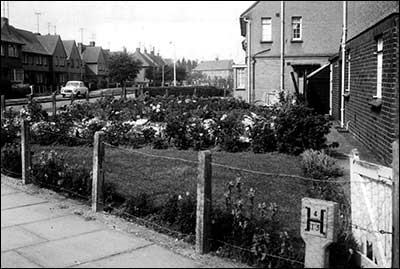 Looking along St James' Close from The Hedges