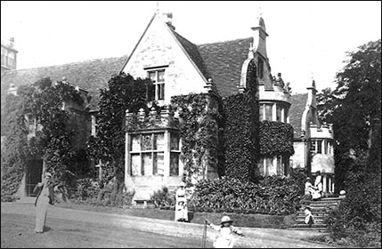 Hall and family c1880