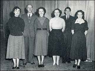 Cast Operatic Waltz Without End 1953