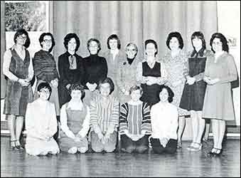 Chorus Operatic Sound of Music 1977