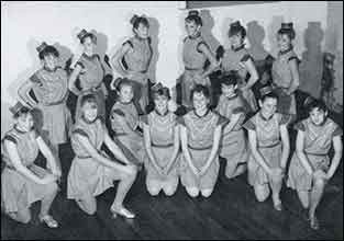 Cast RATS Puss in Boots 1988