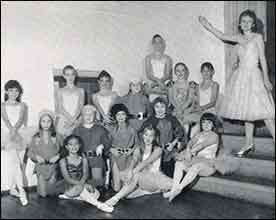 Cast RATS Puss in Boots 1988