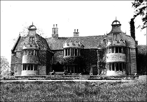 East side of the Hall