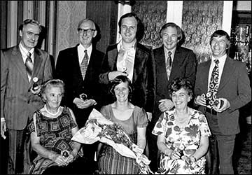 1976