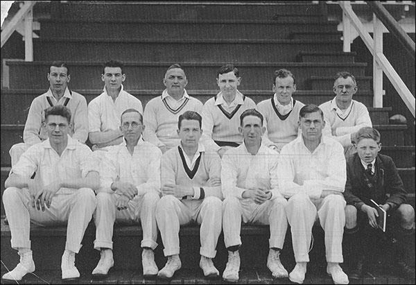 1929