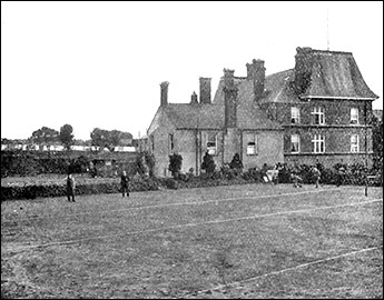 Bowling at the Queen Victoria Hotel