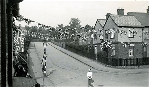 1937