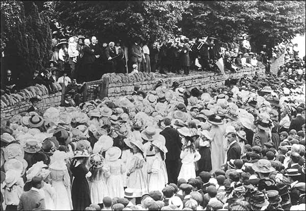 Unknown gathering